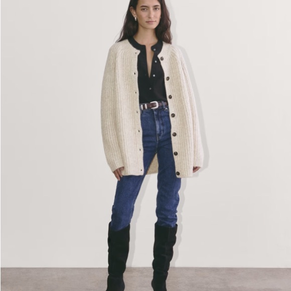 Everlane Sweaters - LIKE NEW Everlane Women's Fisherman Cardigan in Heathered Oat, Size SMALL